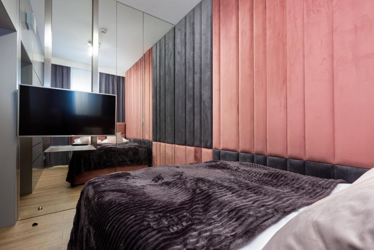 Premium Apartments Business Center By Renters Prestige Warschau Buitenkant foto